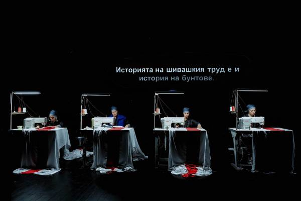 ПУКНАТИНИ от Оля Стоянова